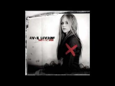 Avril Lavigne  Nobody`s Home (HQ)