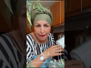 شروق زينة chourouk zinaانا وويا غال بصح يبيع صالح شاب ماكل بنينه بنينه ماكلته نقول لك الحقيقه