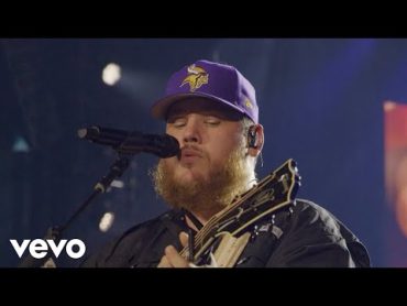 Luke Combs  Fast Car (Official Live Video)