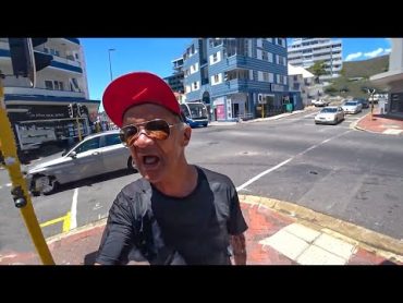 Streamer Gets ROBBED By Homeless Man In Cape Town!