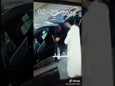 نصيحة لو صار لك ⁦‪حادث‬⁩ مع ⁦‪بنت‬⁩ اتصل على نجم وقفل القزاز ولا تنزل من سيارتك حتى ما يصير بك كذا😅