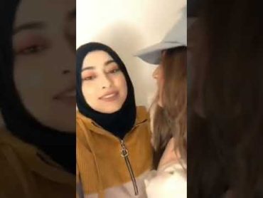 Periscope hijab Turkish lesbians kissing