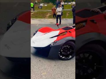 BAC MONO STREETLEGAL RACE CAR PULLS OFF !! $250,000 ULTRA RARE BACMono RaceCar shorts