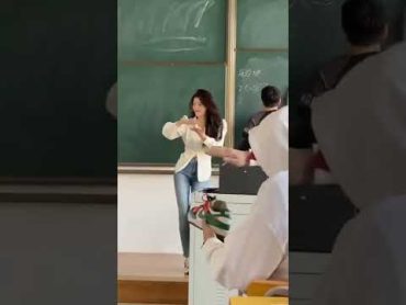 Japanese Teacher,,,🤣