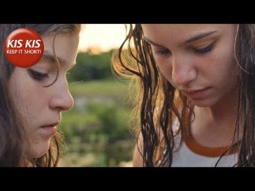 LGBT short film on a girl falling in love with her best friend  "Molt"  by Nathalie Álvarez Mesén