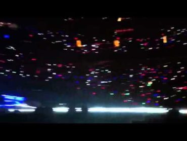 Coldplay Encore, Appearance in the Middle of the Crowd, Bac