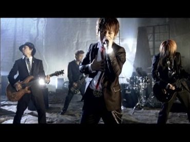 UVERworld　『激動』