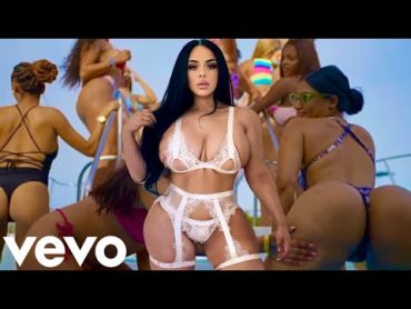 Tyga  Sexy  ft. Nicki Minaj, Megan Thee Stallion, Offset & Saweetie (Official Video)