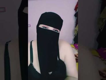 مكالمة سكس فديو لمنقبة مصرية