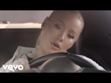 Iggy Azalea  Team (Official Music Video)