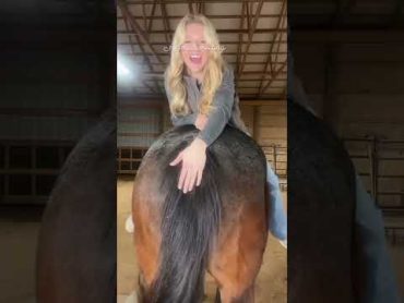 girl on the horse&39;s pussy