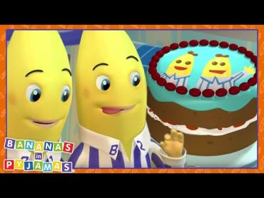 Let&39;s BAKE Bananas  Cartoons for Kids  Bananas In Pyjamas