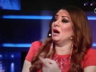 الفنانه انتصار  انا بحب السكس وبتفرج عليه !!!   YouTube