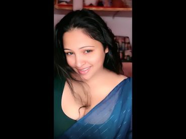 Bhabhi (vinee) Live video in blue saree 💋🥵  Tango live stream  Tango video dance tango