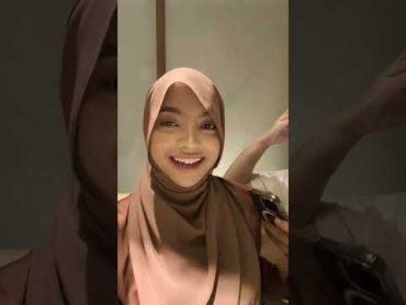 What happened next 😁 gymgirlsattitude love hotelmanagement hijab