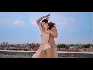 Myriam Fares  Ghaddara Ya Dounya (Official Music Video) / ميريام فارس  غدارة يا دنيا