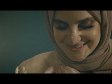 Ghaliaa  Elak w Bas / الك و بس (Official Music Video)