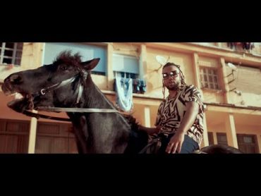 TAGNE  NADI CANADI (Clip Officiel)