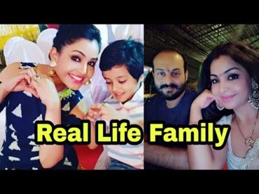 Shubhangi Atre ( Angoori Bhabi ) Real Life Family