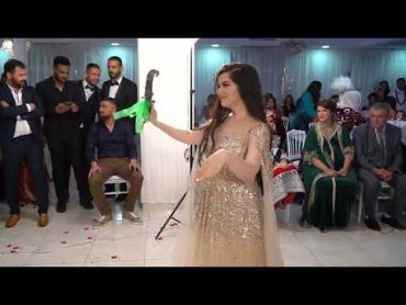 BEST AFGHAN WEDDING KNIFE DANCE BY YASSNA