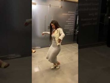 الراقصة لورديانا البرازيلية  ترقص على اغنية اخواتى   لورديانا   رقص شرقى  Lurdiana Belly Dancer