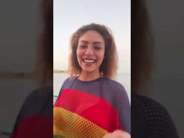 هدير عبدالرازق شويه فضايح وصدرها مكشوف بتحب الموز😉👙🍌