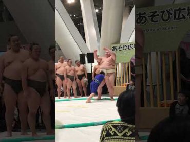 Ichinojo meets his match