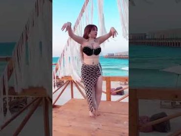 لورا السوريه فى الساحل الشرير و احلى رقص شرقى  Belly dancer Lora alsuwrya