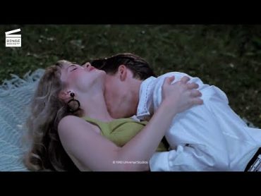 CryBaby (1990) : How to French Kiss Scene