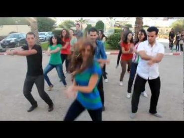 Tunisian students dance رقص طالبات كلية الطبتونس