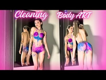 Luna’s Art Cleaning: Messy Mirror Shine with a Creative Twist!