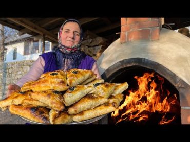 The most Popular Pastries in the Village! Samsa with Meat in the Oven