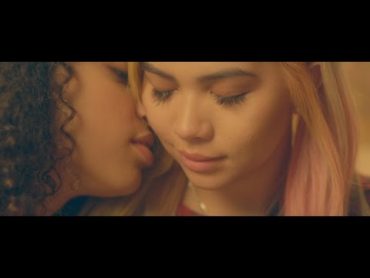 Hayley Kiyoko  SLEEPOVER [Official Music Video]