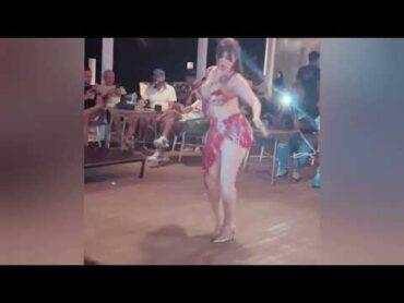 لورا بتضرب نار رقص من الآخر  Lora belly dancer ♥️