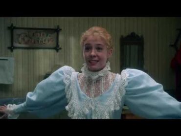 Anne of Green Gables 1985Anne and Marilla: Puff Sleeves