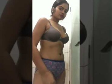 desi girl bathing desi girl