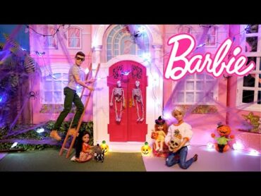 Barbie & Ken Doll Family Getting Ready for Halloween Routine  Titi Toys