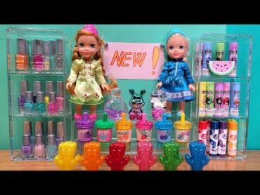 Claire&39;s store! Elsa and Anna toddlers go shopping  Barbie dolls