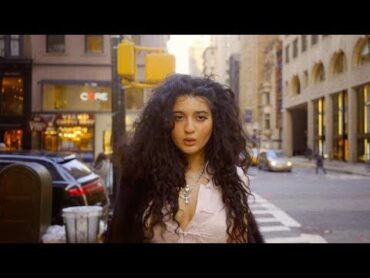 Dounia  AvantGarde (Official Video)