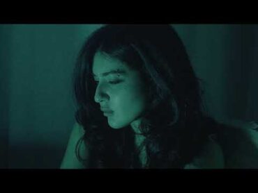 Dounia  GLOOM (Official Video)