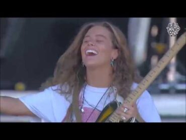 Tash Sultana  Jungle (with awesome Solo at the end)