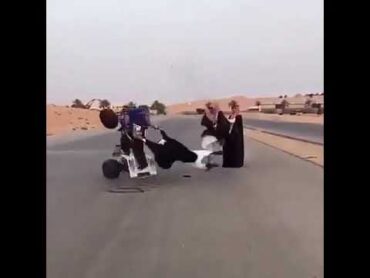 تصوير خفي مع إحدا الأمراء  السعوديين شاهد المقطع...