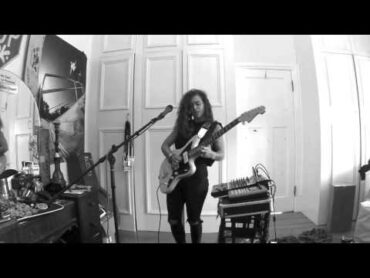 TASH SULTANA  NOTION (LIVE BEDROOM RECORDING)