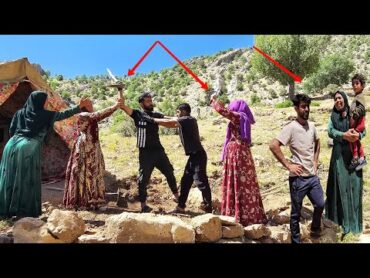 Bahram&39;s Enmity, Fereshte&39;s Tears: Zahra&39;s Struggle for Fereshte&39;s Love