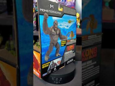 Playmates King Kong Skull Island Ferocious Kong shorts
