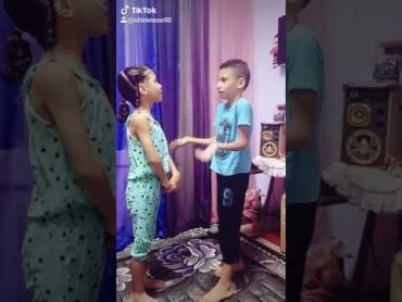 ايه رايك فيا ياقمر تتجوزيني 😂😂