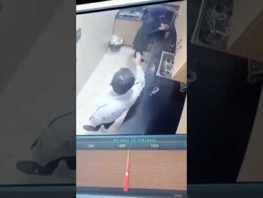 فضيحة بوزارت التربية والتعليم تحرش بزميلته اتناء العمل.............!😲🤔🤫