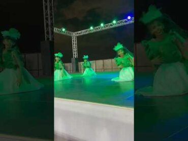 اجمل البنات  رقص شيلة / اليوم الوطني 🇸🇦  يوم  السعودية ترند السعودية challenge shorts viral