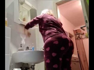 Arabian Housewife Arabhousewife