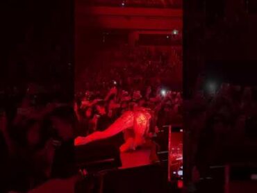 billie eilish twerking